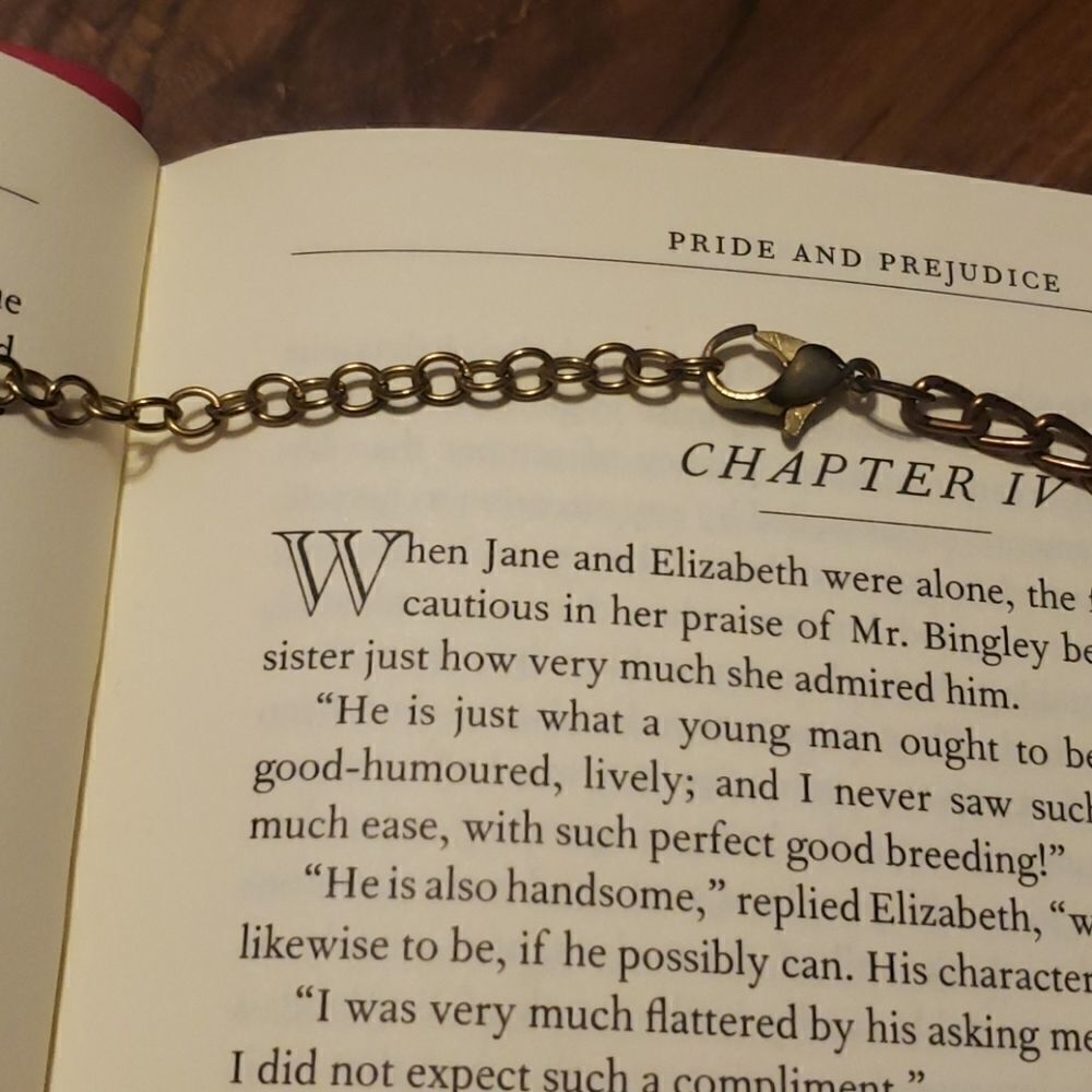 Pink Necklace - Picture 3 of 3